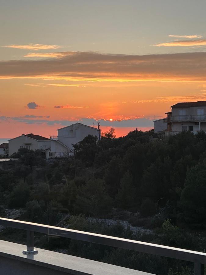Luxury Laurus Penthouse With Awesome Sea View Appartement Primošten Buitenkant foto