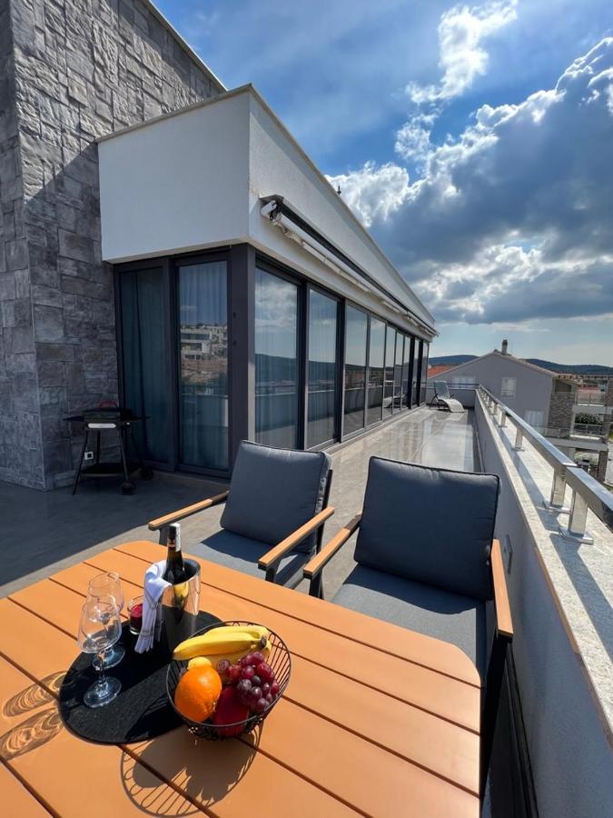 Luxury Laurus Penthouse With Awesome Sea View Appartement Primošten Buitenkant foto