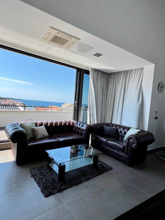 Luxury Laurus Penthouse With Awesome Sea View Appartement Primošten Buitenkant foto