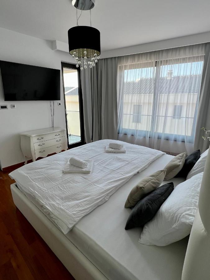 Luxury Laurus Penthouse With Awesome Sea View Appartement Primošten Buitenkant foto